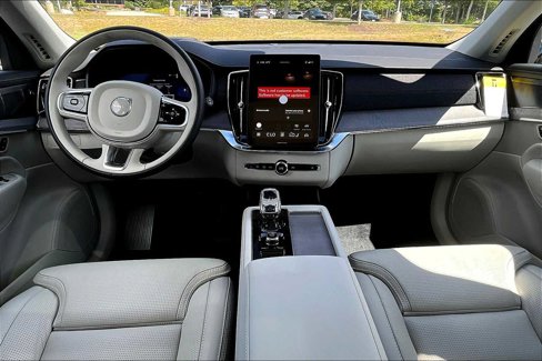 New 2026 Volvo XC90 B6 Ultra w/ Protection Package Premier image 7