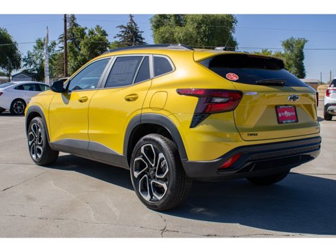 New 2025 Chevrolet Trax RS w/ Sunroof Package image 5