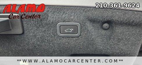 Used 2020 Jaguar XE S image 30