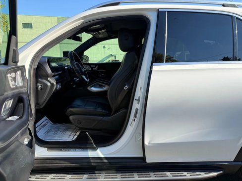 Used 2020 Mercedes-Benz GLE 350 4MATIC image 11