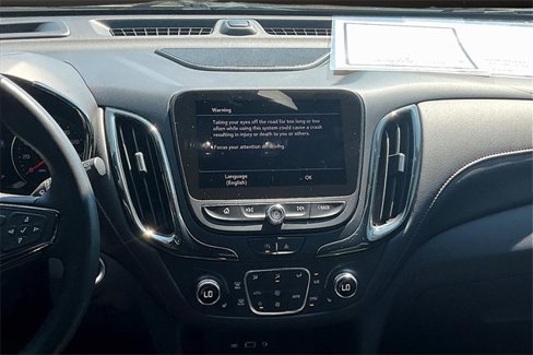 Used 2022 Chevrolet Equinox RS w/ RS Leather Package image 6