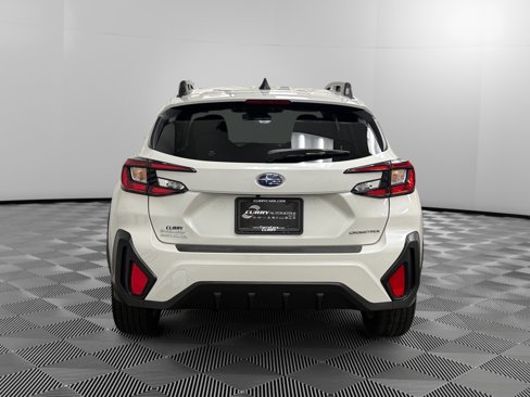 Used 2024 Subaru Crosstrek 2.0i Premium image 4