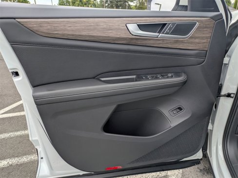 New 2025 Volkswagen Atlas SEL image 10
