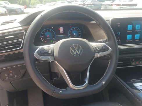 New 2026 Volkswagen Atlas SE image 29