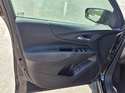 Used 2024 Chevrolet Equinox RS image 17