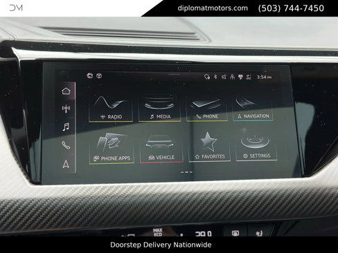 Used 2023 Audi e-tron GT Prestige w/ Prestige Package image 33