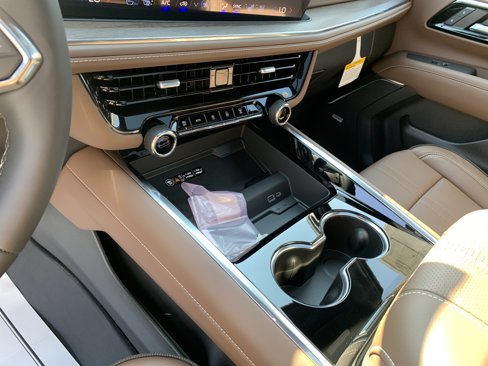 New 2026 Chevrolet Tahoe High Country image 19