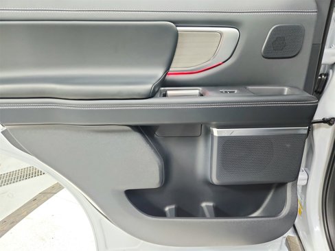 New 2025 Ford Expedition Platinum image 45