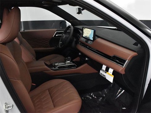 New 2025 Mitsubishi Outlander SEL image 13