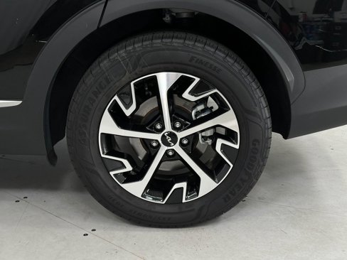 Used 2024 Kia Sportage EX w/ EX Premium Package image 35