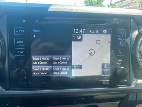 Used 2018 Toyota Tacoma TRD Sport w/ Technology Package image 17