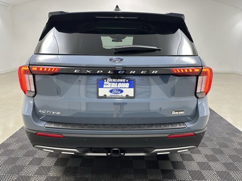 New 2025 Ford Explorer Active w/ Active Comfort Package image 6
