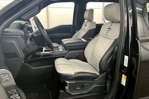 New 2025 Ford F150 Lightning Platinum image 24