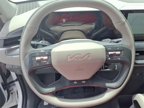 New 2026 Kia EV9 Wind image 14