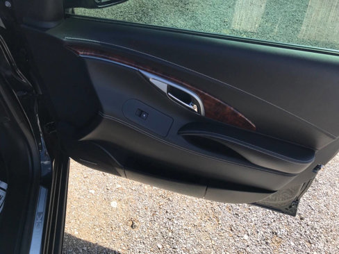 Used 2013 Buick LaCrosse Touring image 9