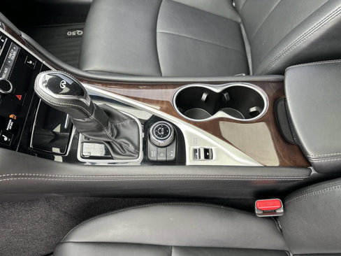 Used 2019 INFINITI Q50 Luxe w/ Essential Package (3.0T Luxe) image 32
