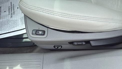 Used 2010 Chevrolet Malibu LT w/ HFV6 Engine Package image 15