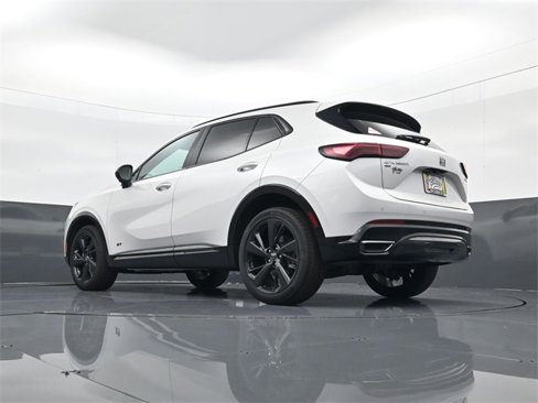 Used 2025 Buick Envision Sport Touring image 27