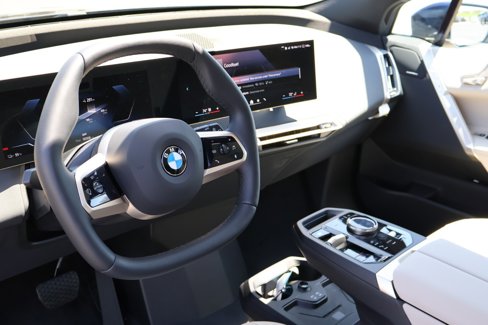 New 2026 BMW iX xDrive45 image 15