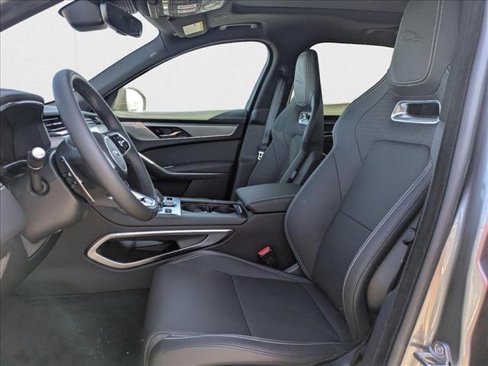New 2026 Jaguar F-PACE R-Dynamic S image 5