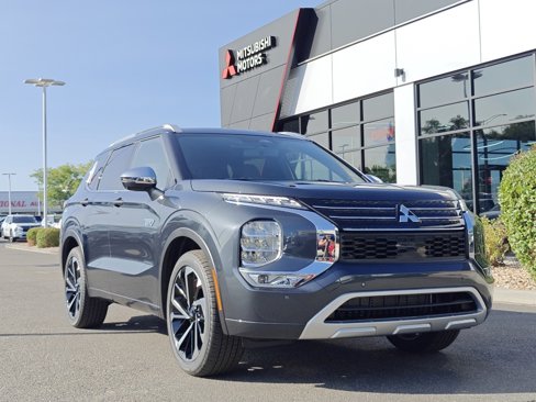 New 2025 Mitsubishi Outlander 4WD Plug-In Hybrid image 1