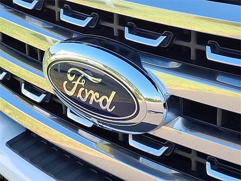 Certified 2024 Ford F250 Platinum image 29