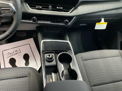 New 2026 Chevrolet Equinox LT image 11
