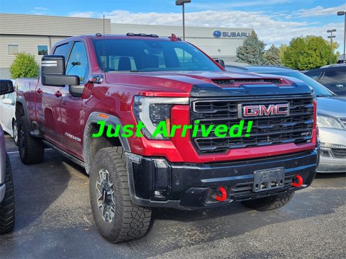 Used 2025 GMC Sierra 2500 AT4X image 3