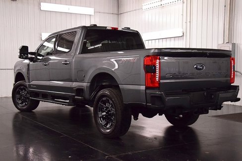 Used 2024 Ford F250 Lariat w/ Lariat Ultimate Package image 5