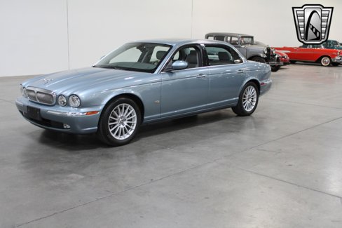 Used 2006 Jaguar XJ8 image 27