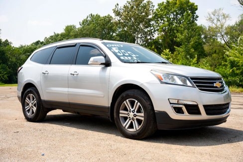 Used 2017 Chevrolet Traverse LT image 14