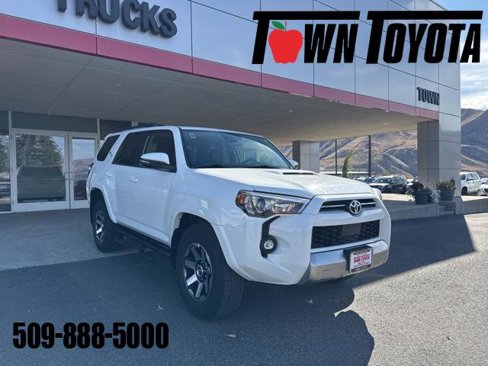 Certified 2021 Toyota 4Runner TRD Off-Road Premium image 1