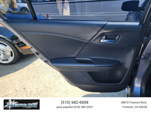 Used 2015 Honda Accord EX-L image 18