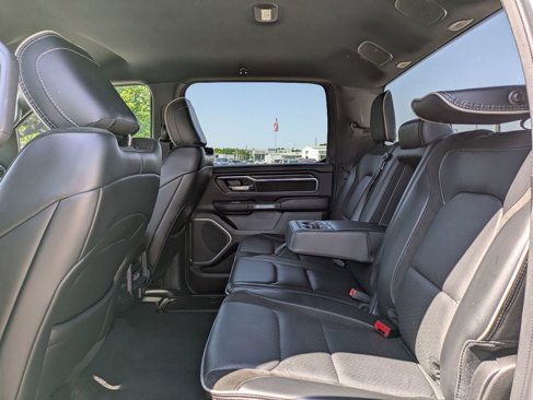 Used 2024 RAM 1500 Laramie image 29