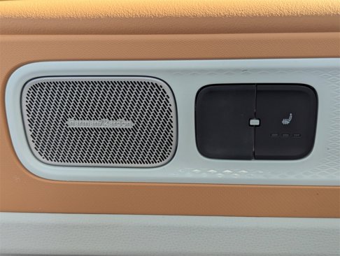 New 2025 Volkswagen ID. Buzz 1st Edition image 28