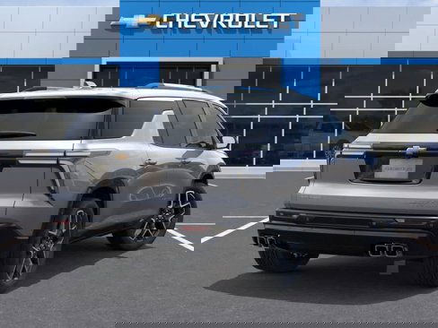 New 2026 Chevrolet Traverse High Country w/ LPO, Floor Liner Package image 4