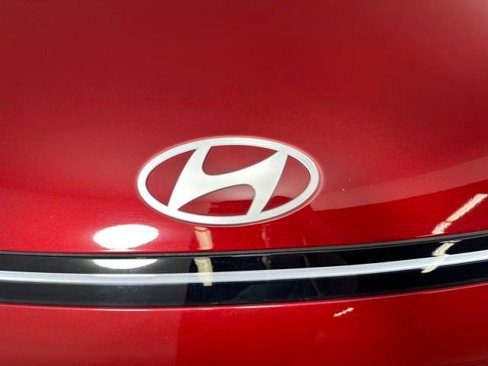 Certified 2025 Hyundai Kona N Line image 9