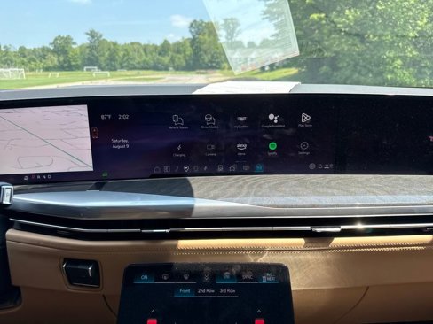 Used 2025 Cadillac Escalade IQ Sport 2 image 19