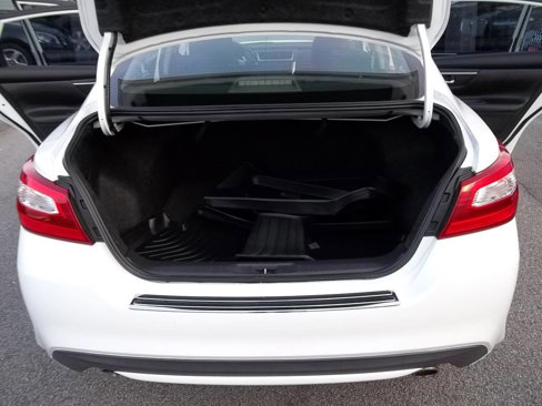 Used 2016 Nissan Altima 2.5 SR image 22