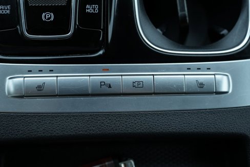 Used 2024 Kia Carnival EX image 45