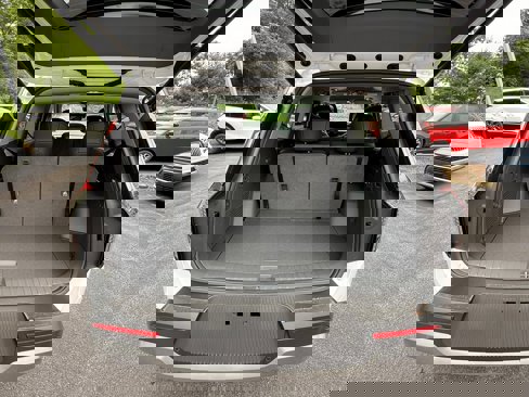 New 2026 Kia EV9 Wind image 9
