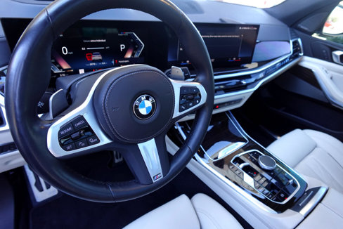 Used 2023 BMW X7 xDrive40i w/ M Sport Package image 13
