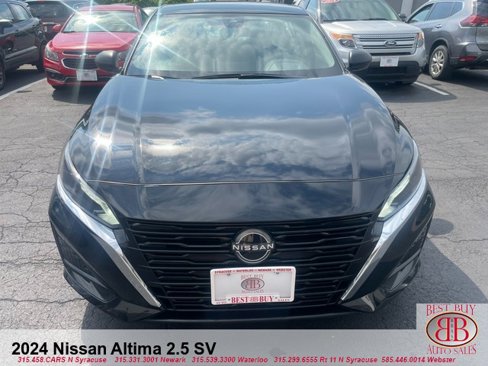 Used 2024 Nissan Altima 2.5 SV image 8