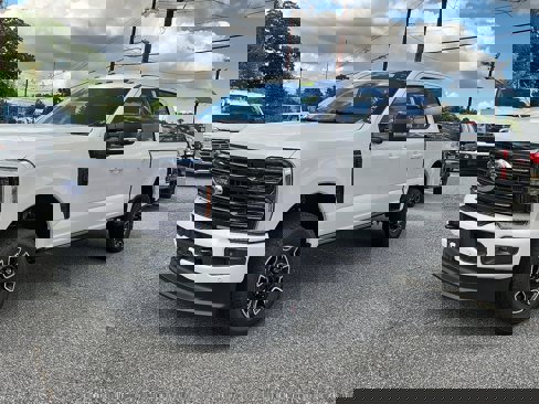 New 2026 Ford F250 Platinum image 2