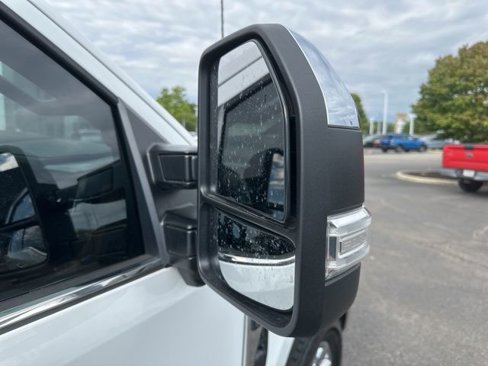 Certified 2024 Ford F250 Lariat w/ Chrome Package image 8