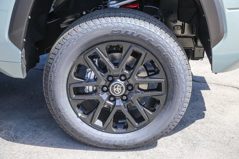 New 2025 Toyota Tundra Limited image 11