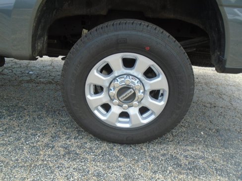 Used 2024 Ford F250 XLT image 9