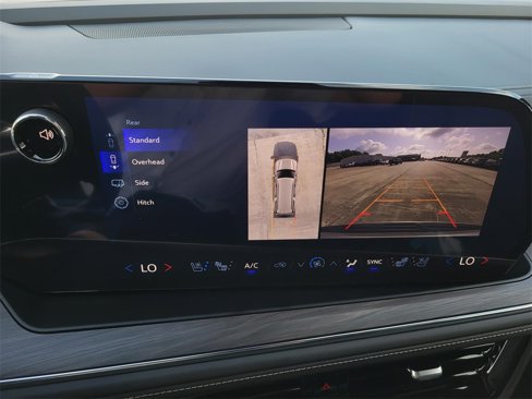 New 2025 Chevrolet Suburban Premier image 16