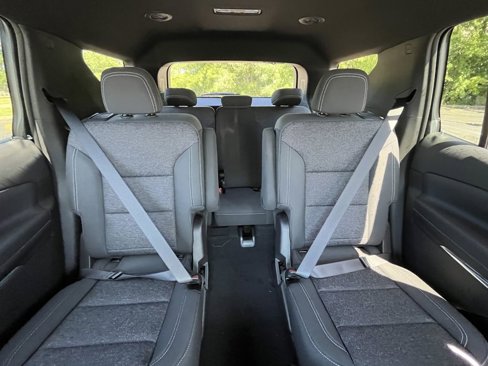 New 2026 Chevrolet Traverse LT image 15