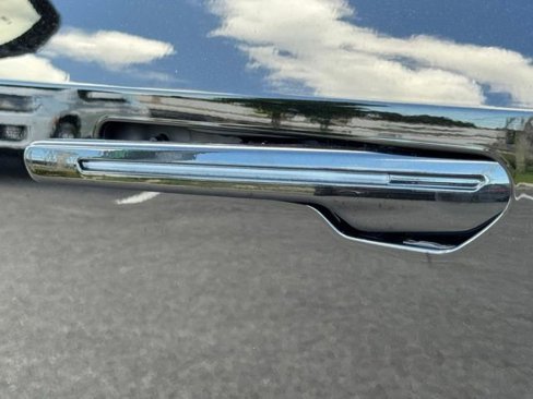 New 2026 Cadillac Lyriq V image 13